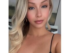 Annabelle_Dixie